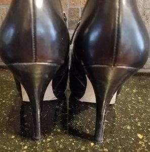 Via Spiga Black Via Sheri Booties